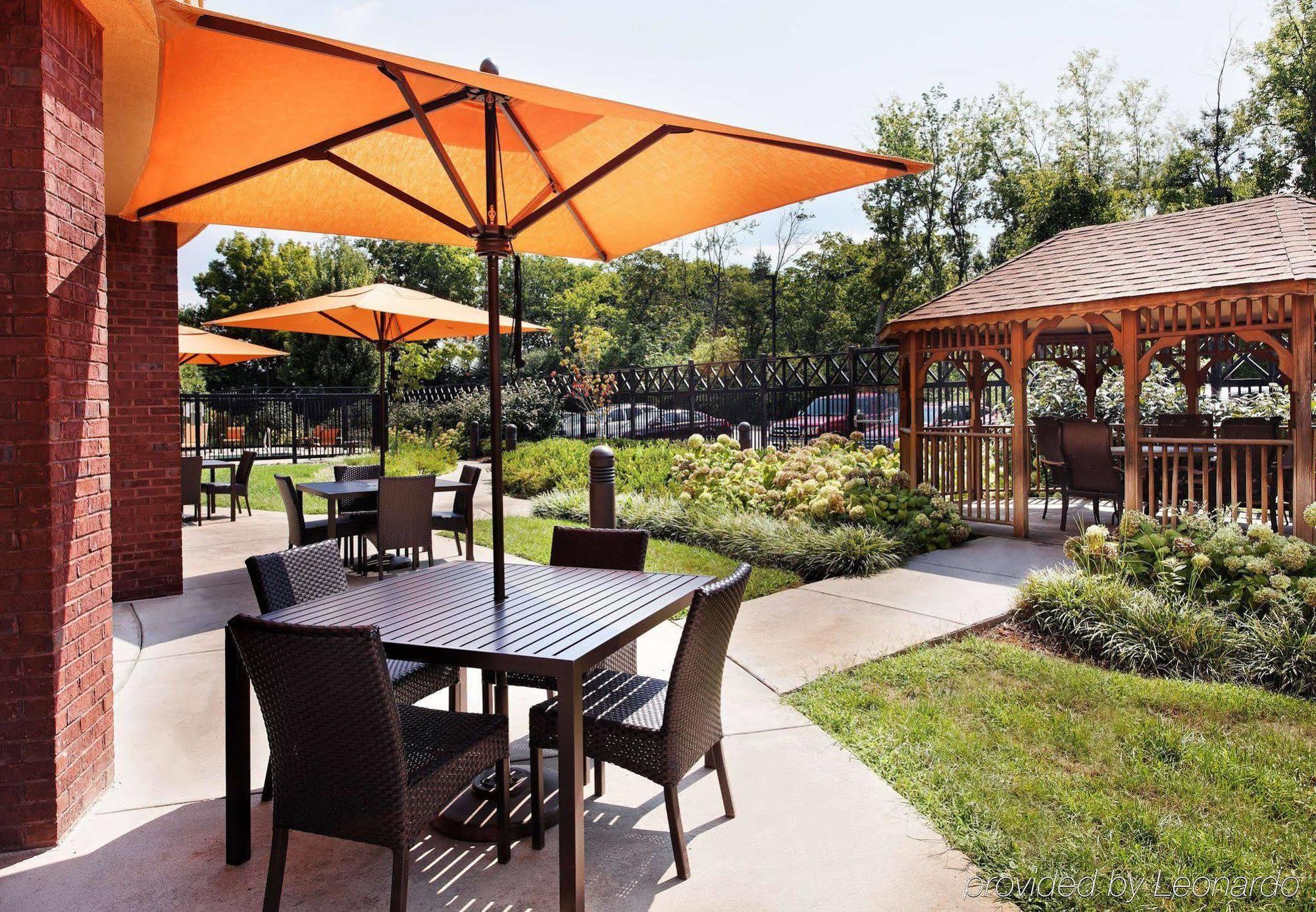 Courtyard By Marriott Knoxville Airport 3*