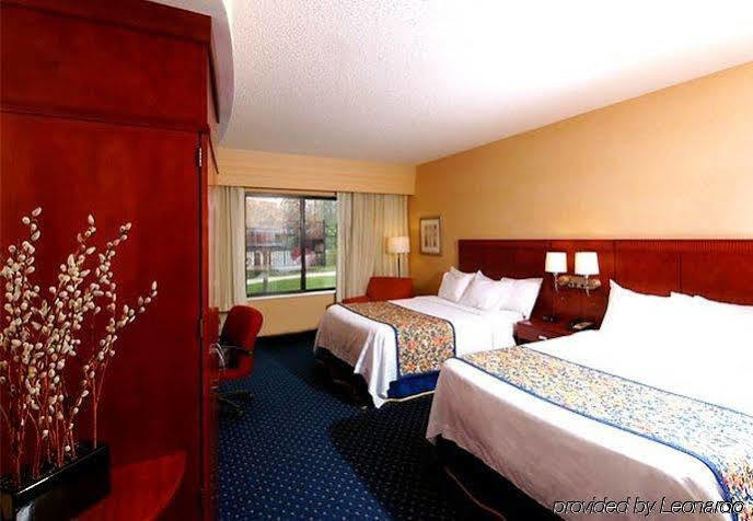 Hotel Courtyard By Marriott Knoxville Airport